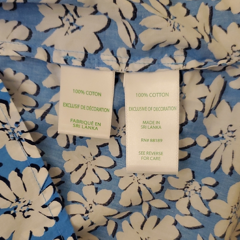 Lilly Pulitzer Blue and White Floral Blouse - Picture 6 of 6